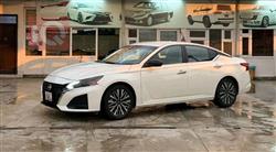 نيسان ألتيما